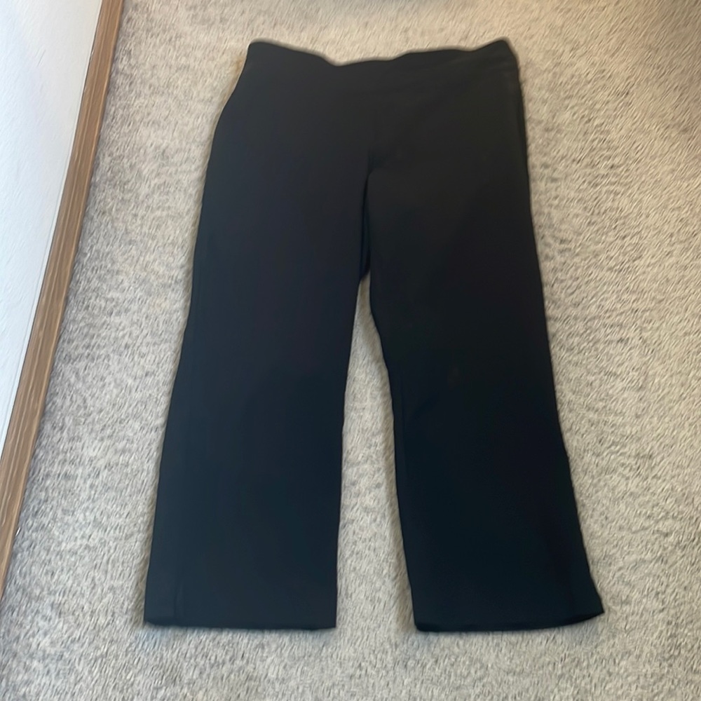 Size 6 Croft & Barrow pants